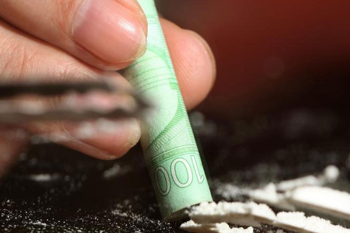 How does cocaine work?